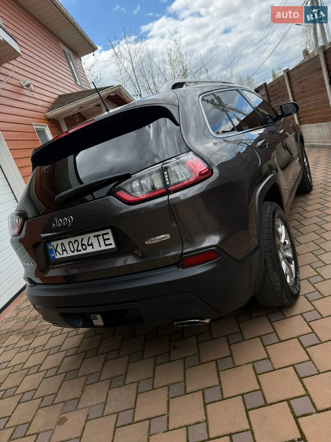 2019 Jeep Cherokee - мініатюра 8