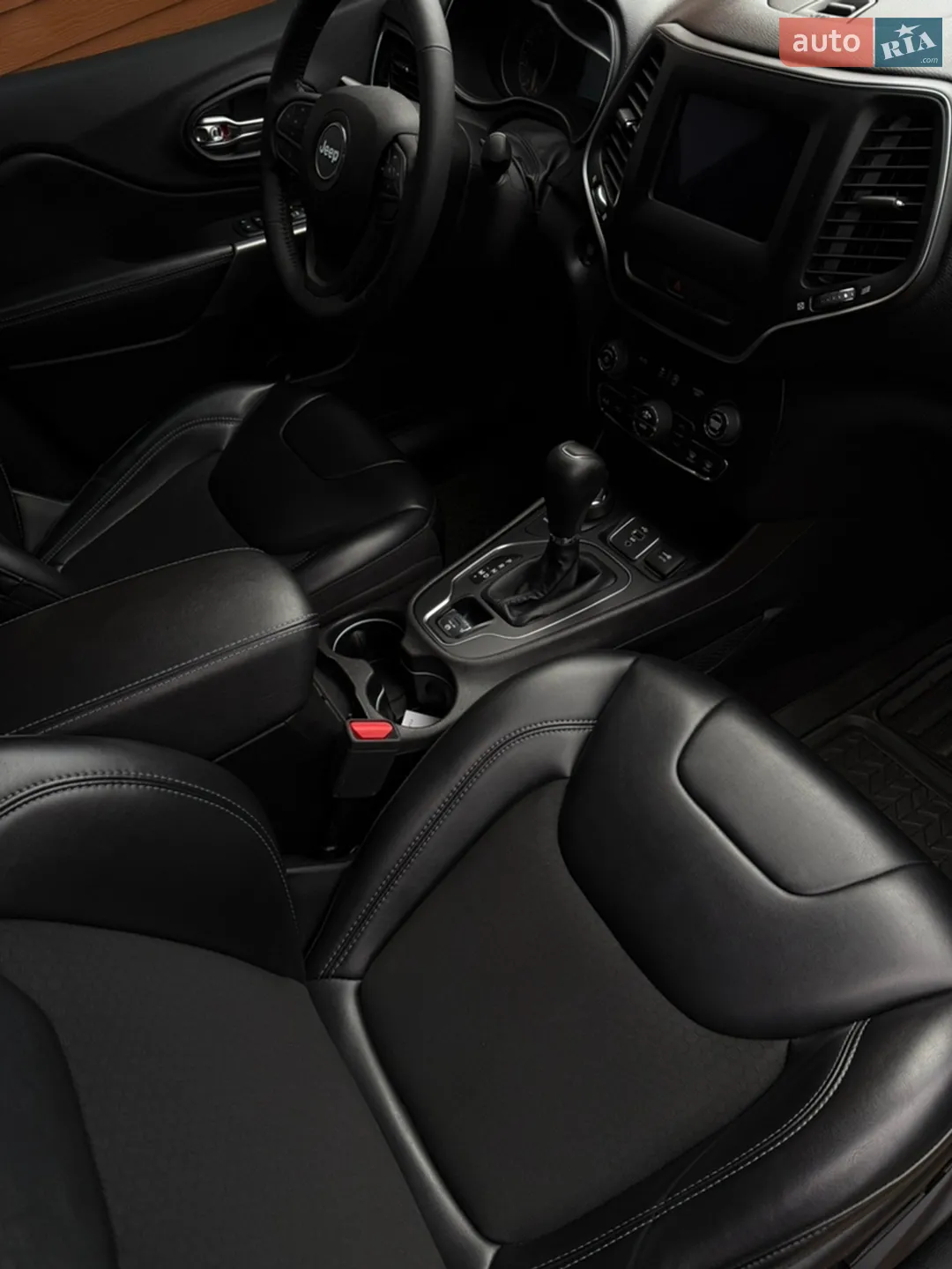 2019 Jeep Cherokee - мініатюра 13