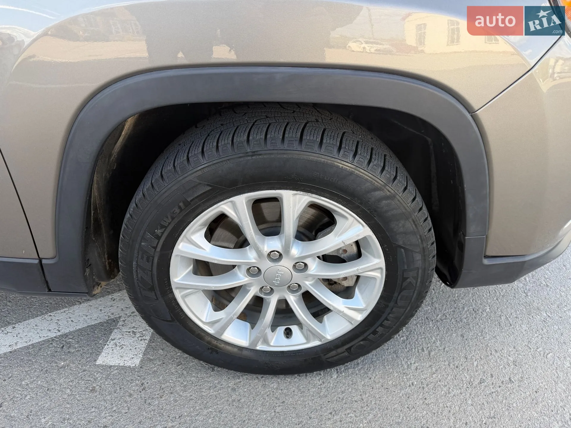 2019 Jeep Cherokee - мініатюра 22