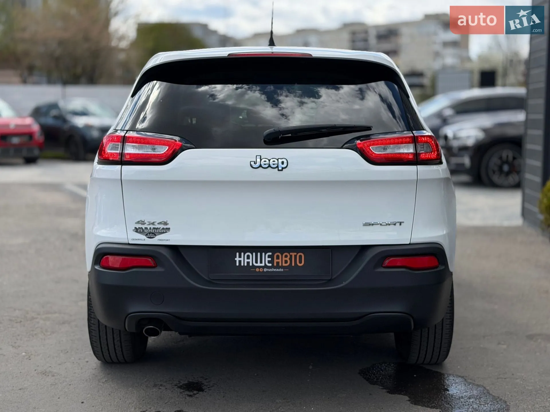 2016 Jeep Cherokee - мініатюра 14