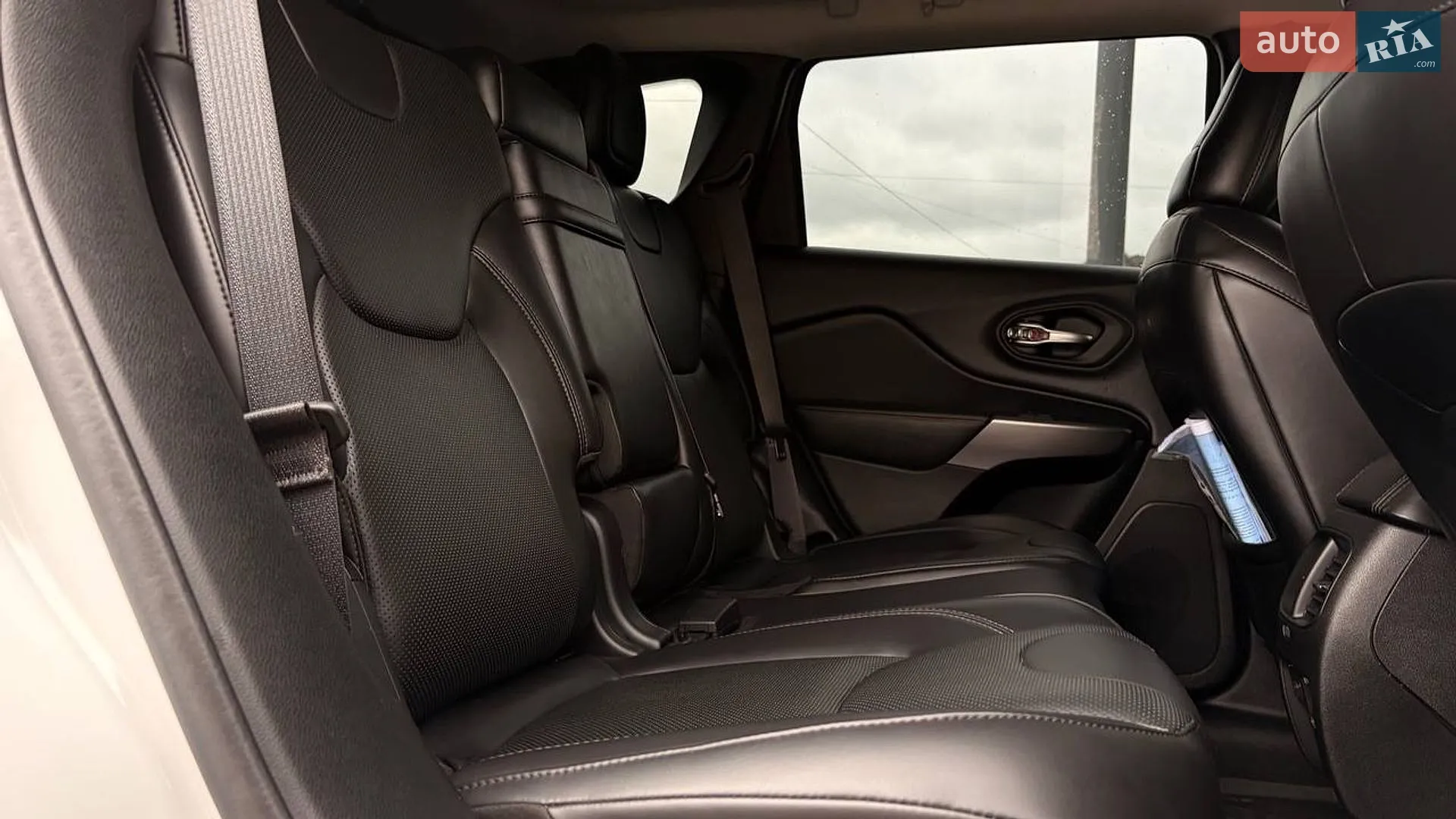 2018 Jeep Cherokee - мініатюра 8