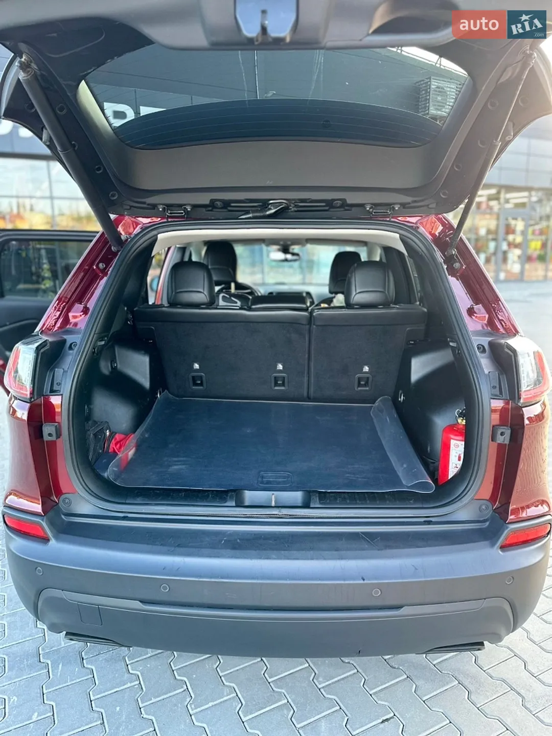 2018 Jeep Cherokee - мініатюра 10