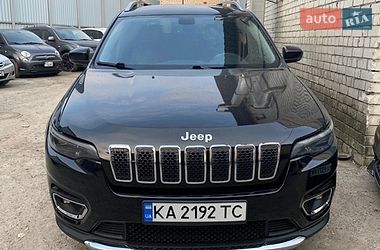 Внедорожник / Кроссовер Jeep Cherokee 2020 в Киеве