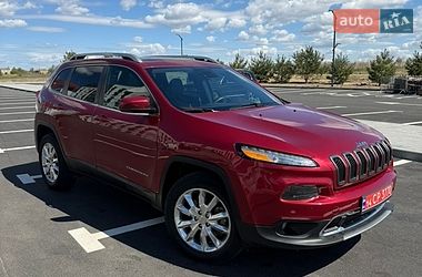 Позашляховик / Кросовер Jeep Cherokee 2016 в Рівному