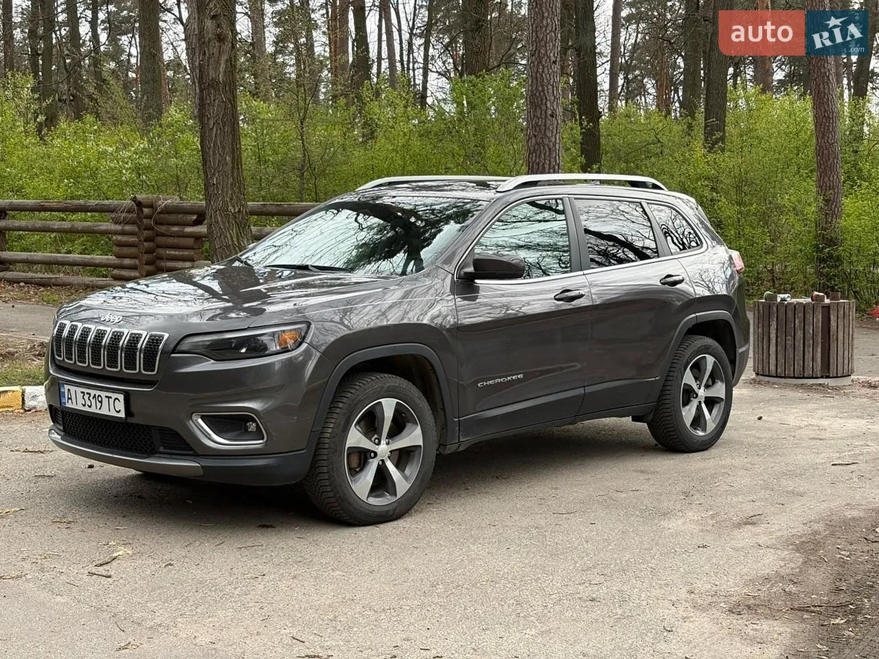 2019 Jeep Cherokee - мініатюра 18