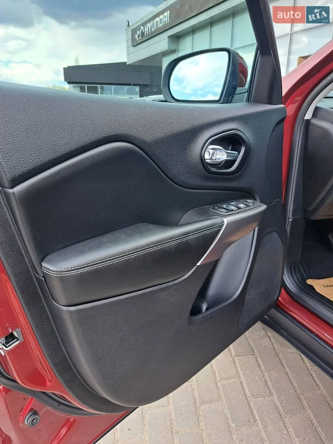 2021 Jeep Cherokee - мініатюра 35