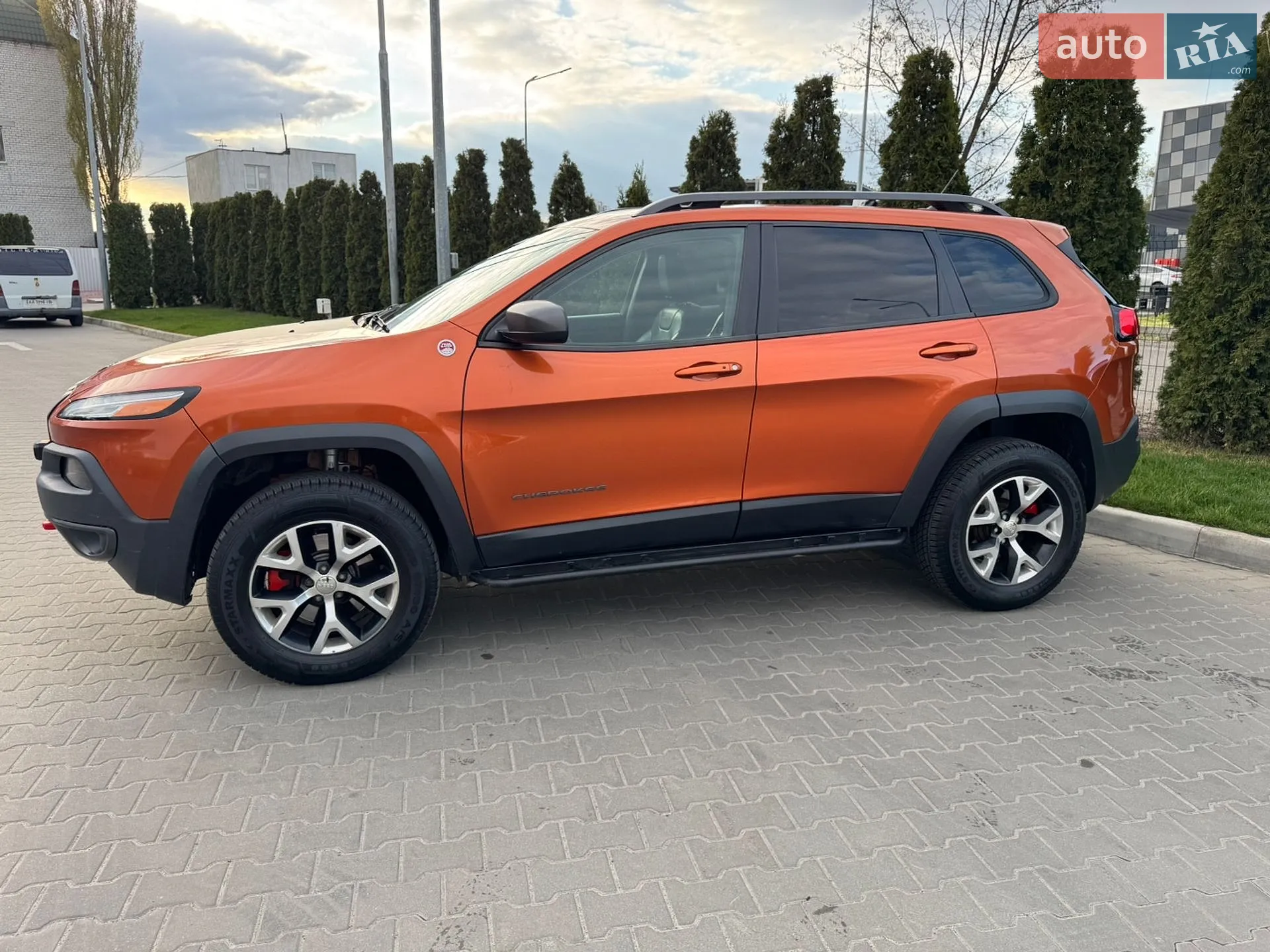 2014 Jeep Cherokee - мініатюра 7