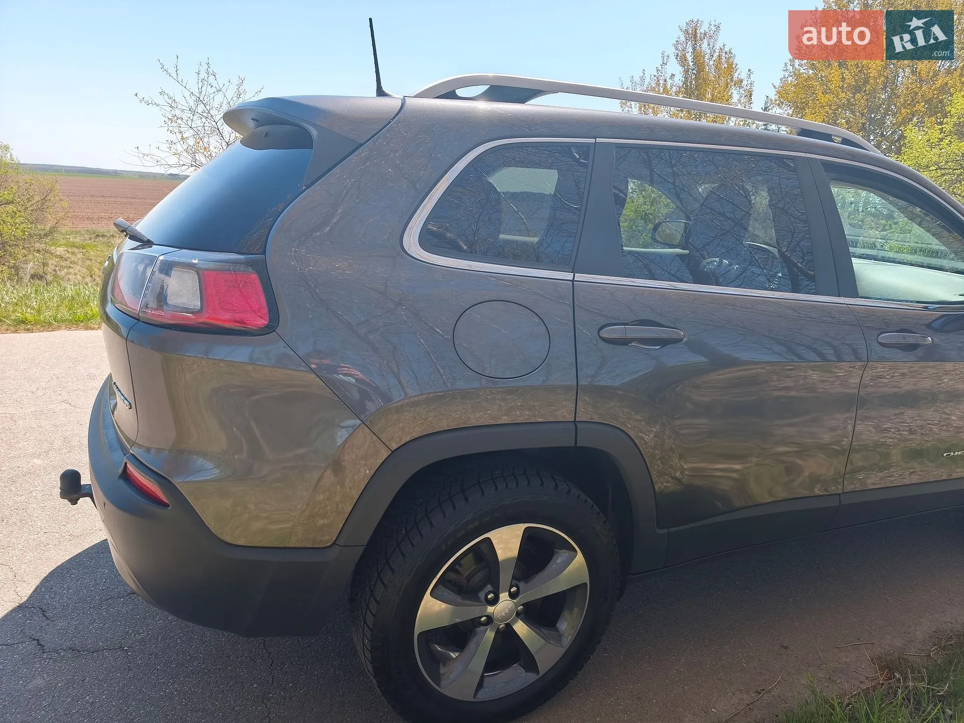 2018 Jeep Cherokee - мініатюра 13