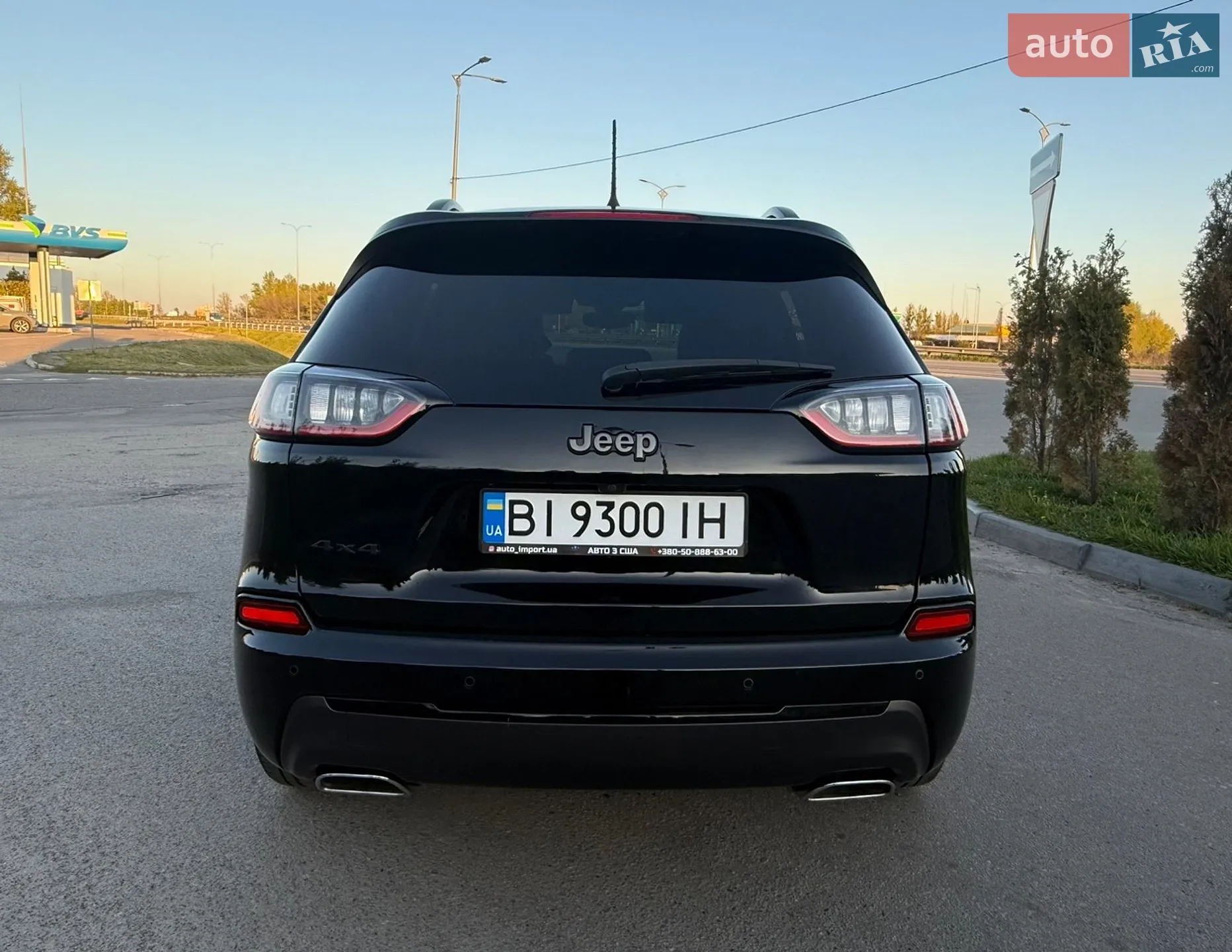 2020 Jeep Cherokee - мініатюра 8
