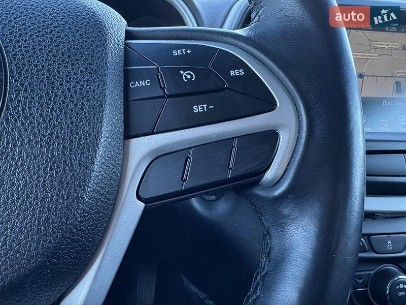 Внедорожник / Кроссовер Jeep Cherokee 2017 в Львове