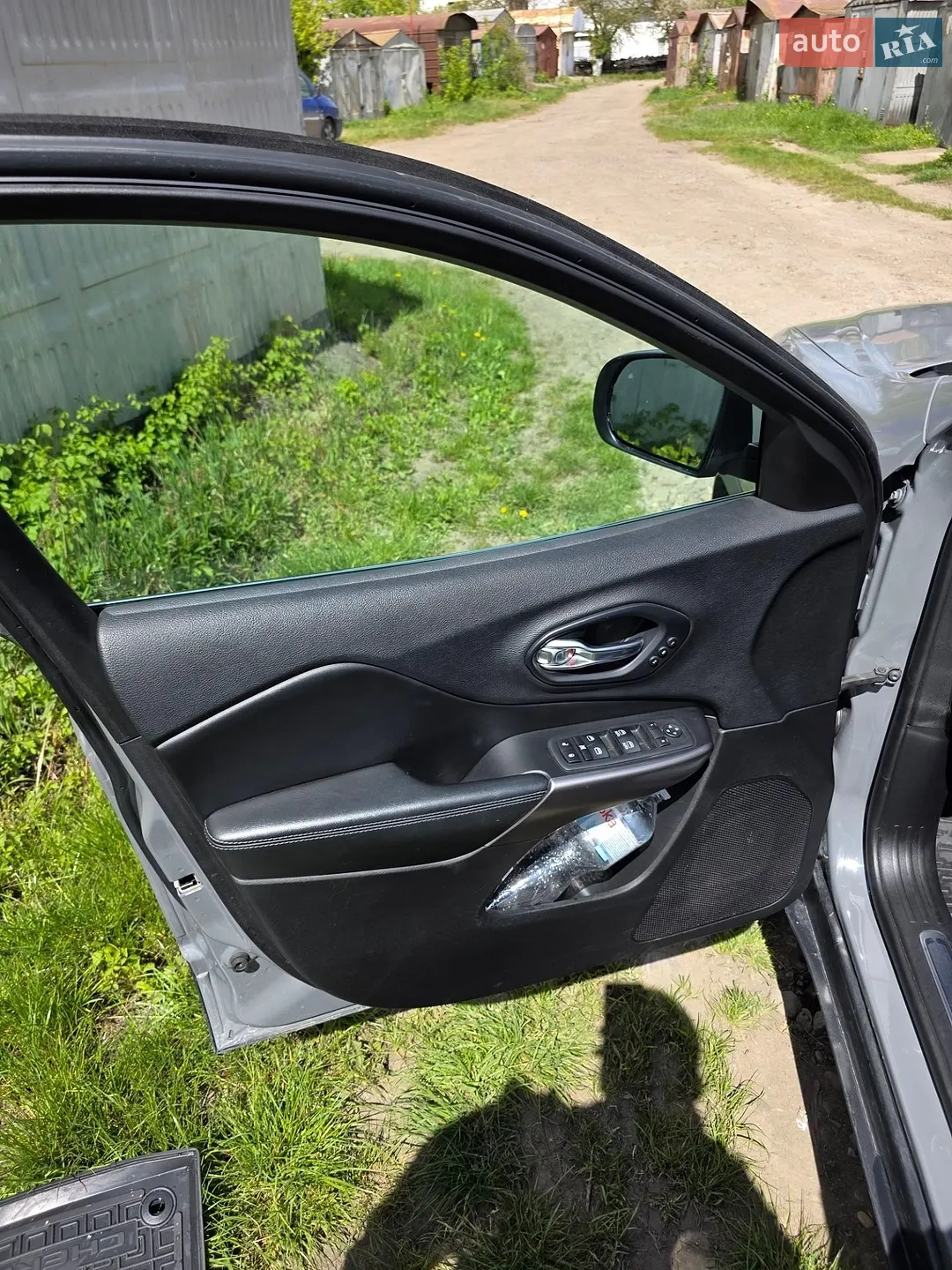 2019 Jeep Cherokee - мініатюра 20