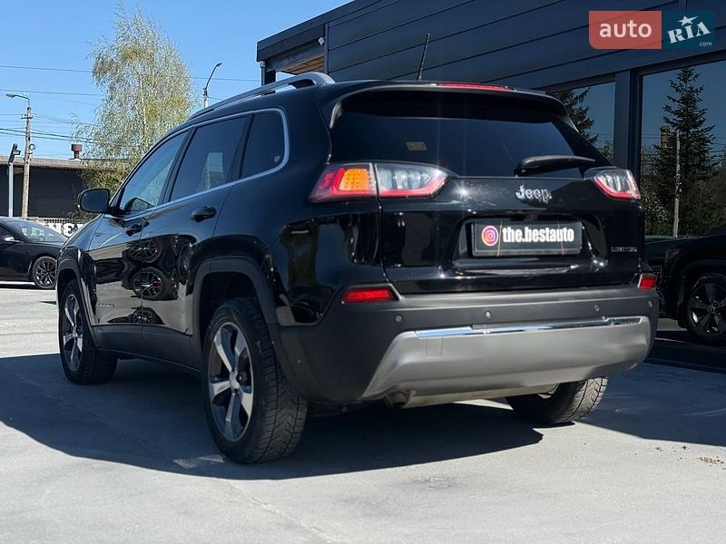 Внедорожник / Кроссовер Jeep Cherokee 2019 в Ровно