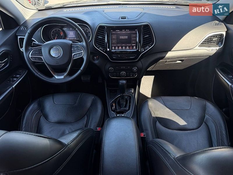 Внедорожник / Кроссовер Jeep Cherokee 2019 в Ровно