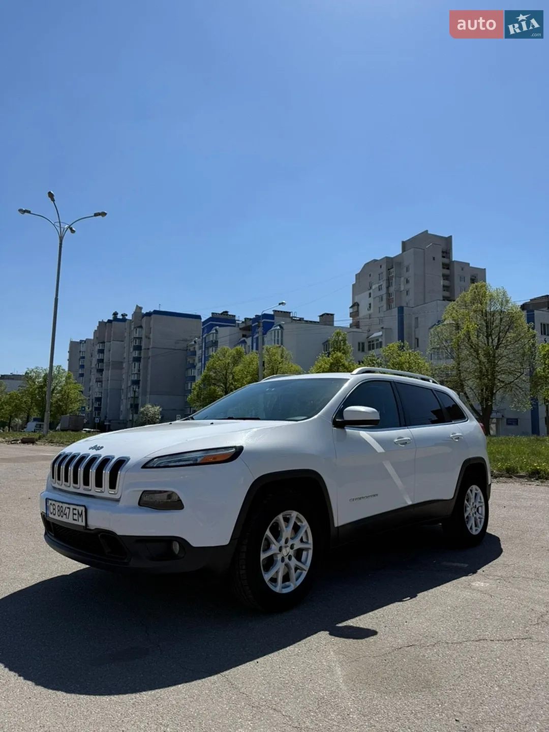 2017 Jeep Cherokee - мініатюра 3