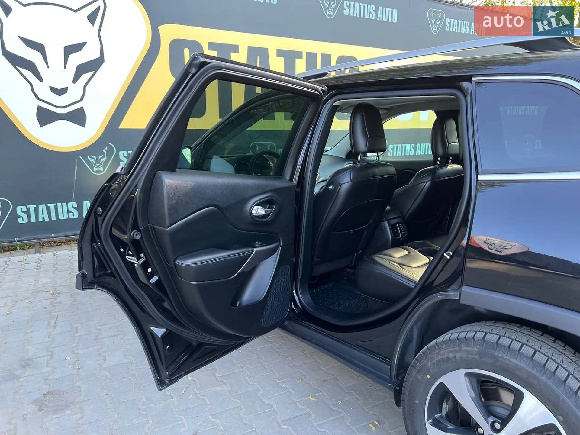 2021 Jeep Cherokee - мініатюра 32