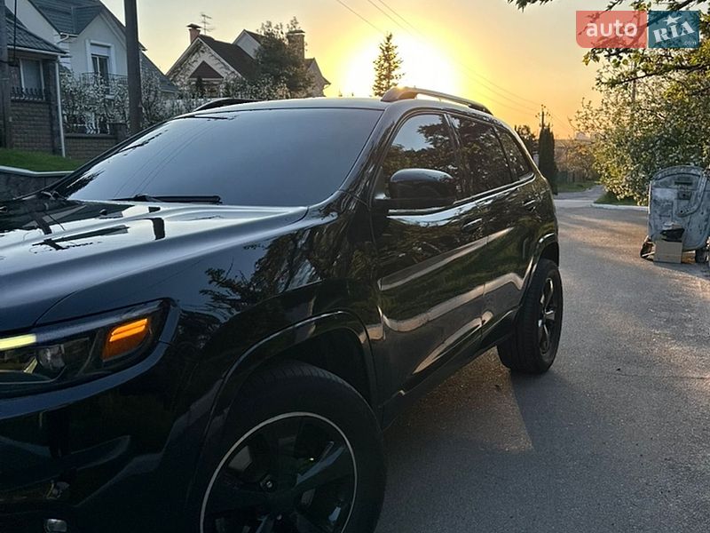 Внедорожник / Кроссовер Jeep Cherokee 2019 в Киеве фото 7 Внедорожник / Кроссовер Jeep Cherokee 2019 в Киеве