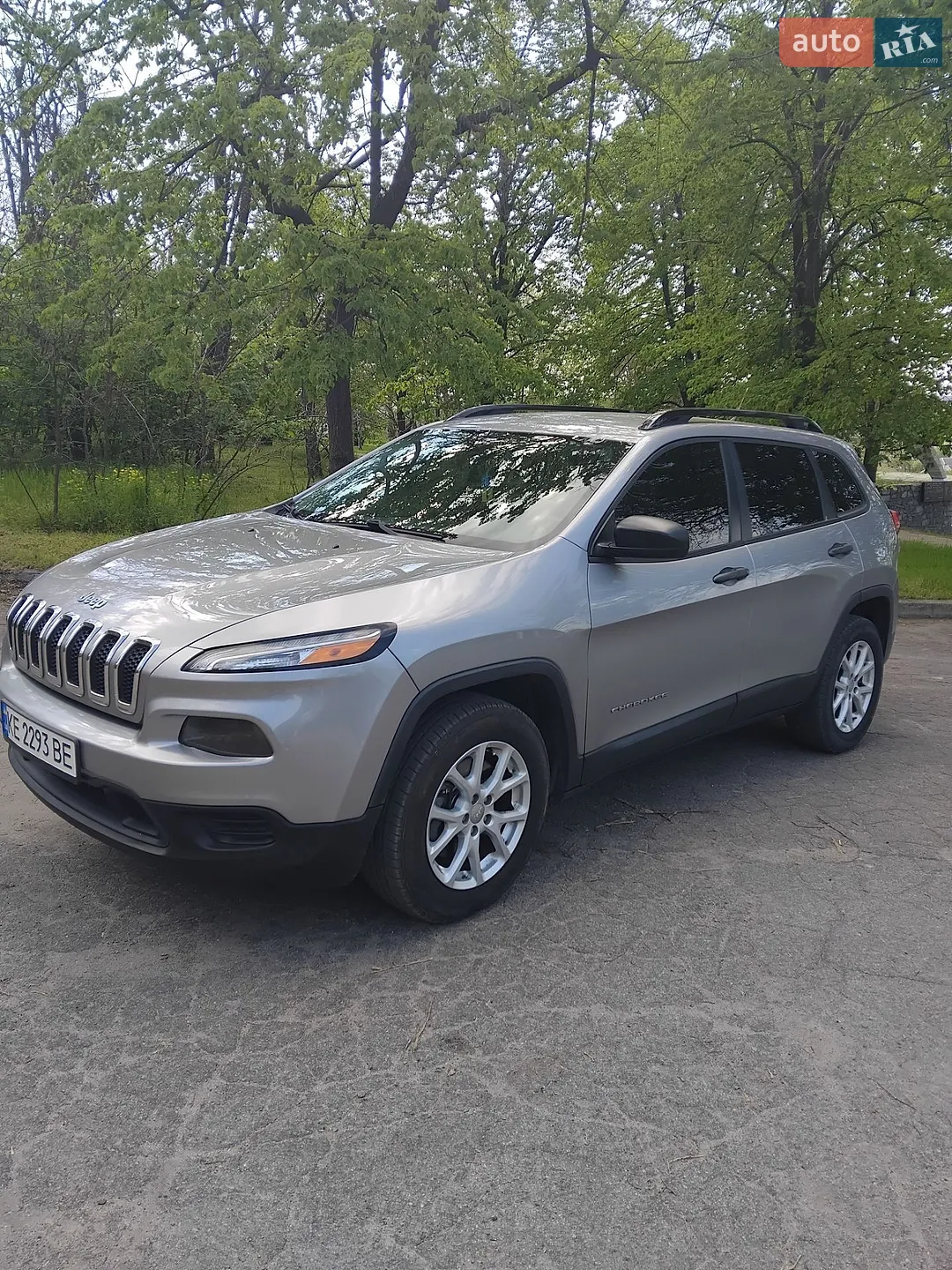 2016 Jeep Cherokee - мініатюра 3
