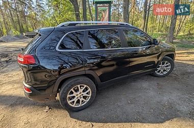 Внедорожник / Кроссовер Jeep Cherokee 2016 в Киеве