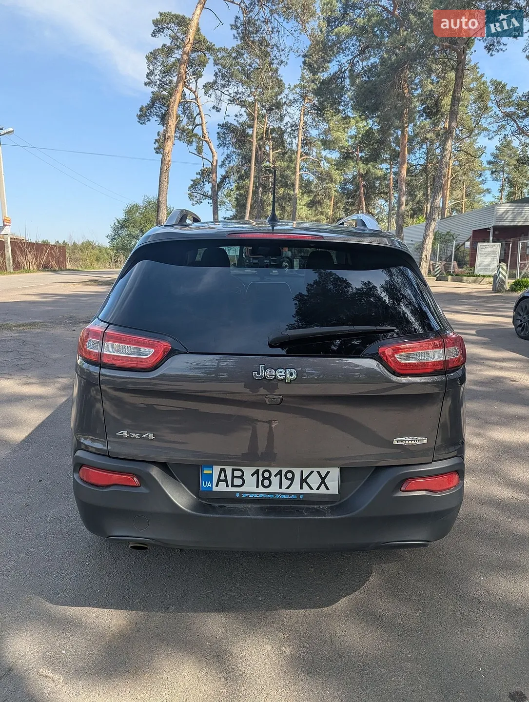 2017 Jeep Cherokee - мініатюра 4