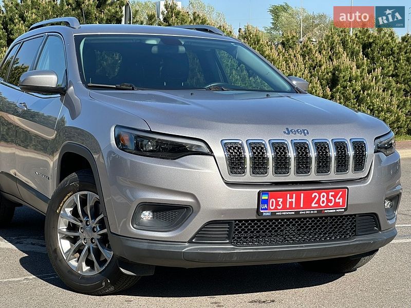 Внедорожник / Кроссовер Jeep Cherokee 2019 в Киеве