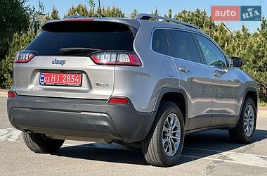 Внедорожник / Кроссовер Jeep Cherokee 2019 в Киеве