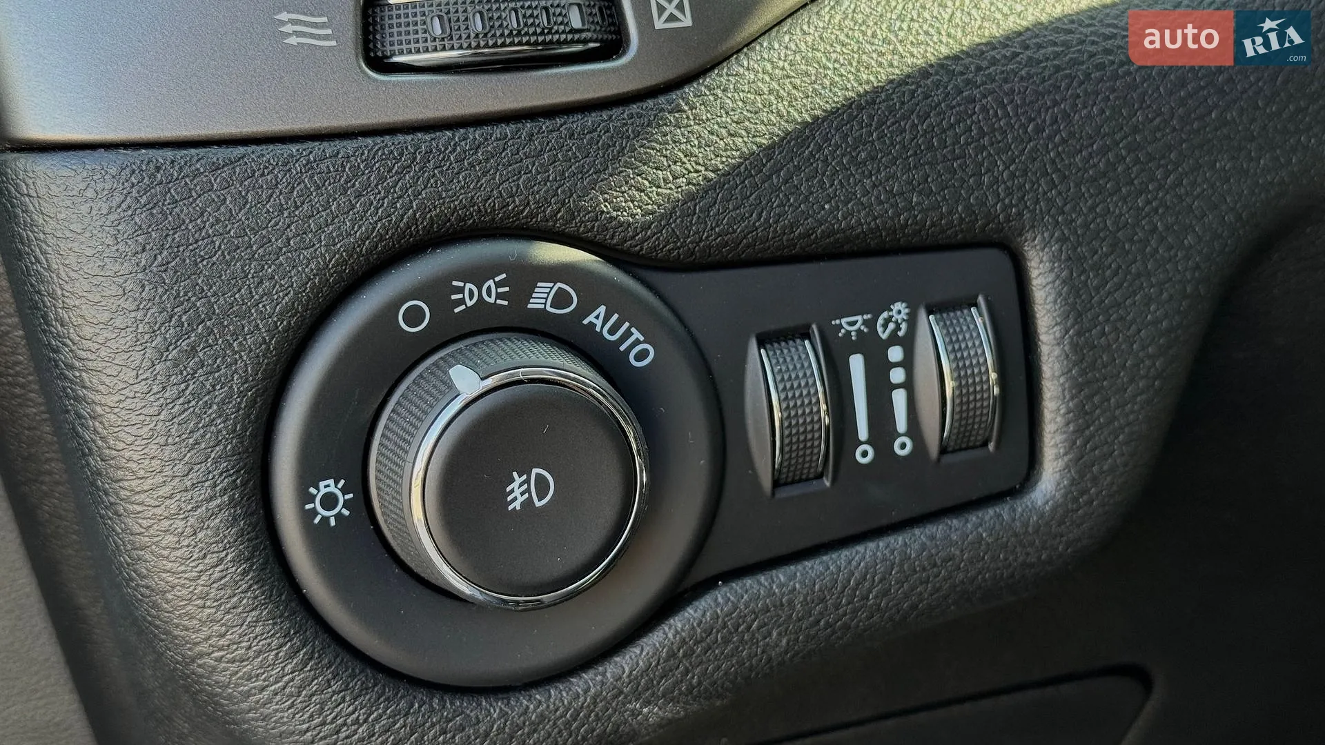 2021 Jeep Cherokee - мініатюра 26