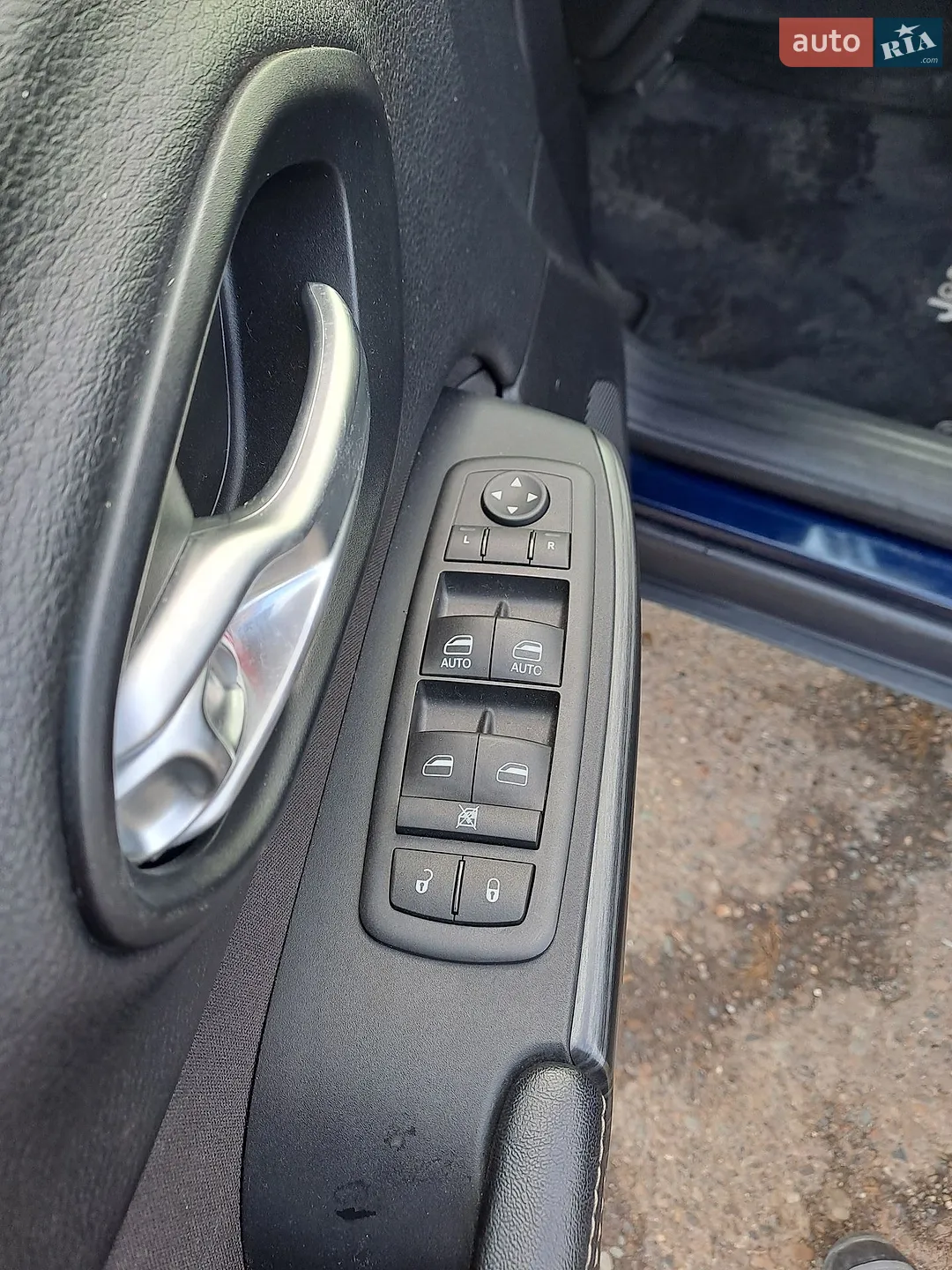 2015 Jeep Cherokee - мініатюра 8
