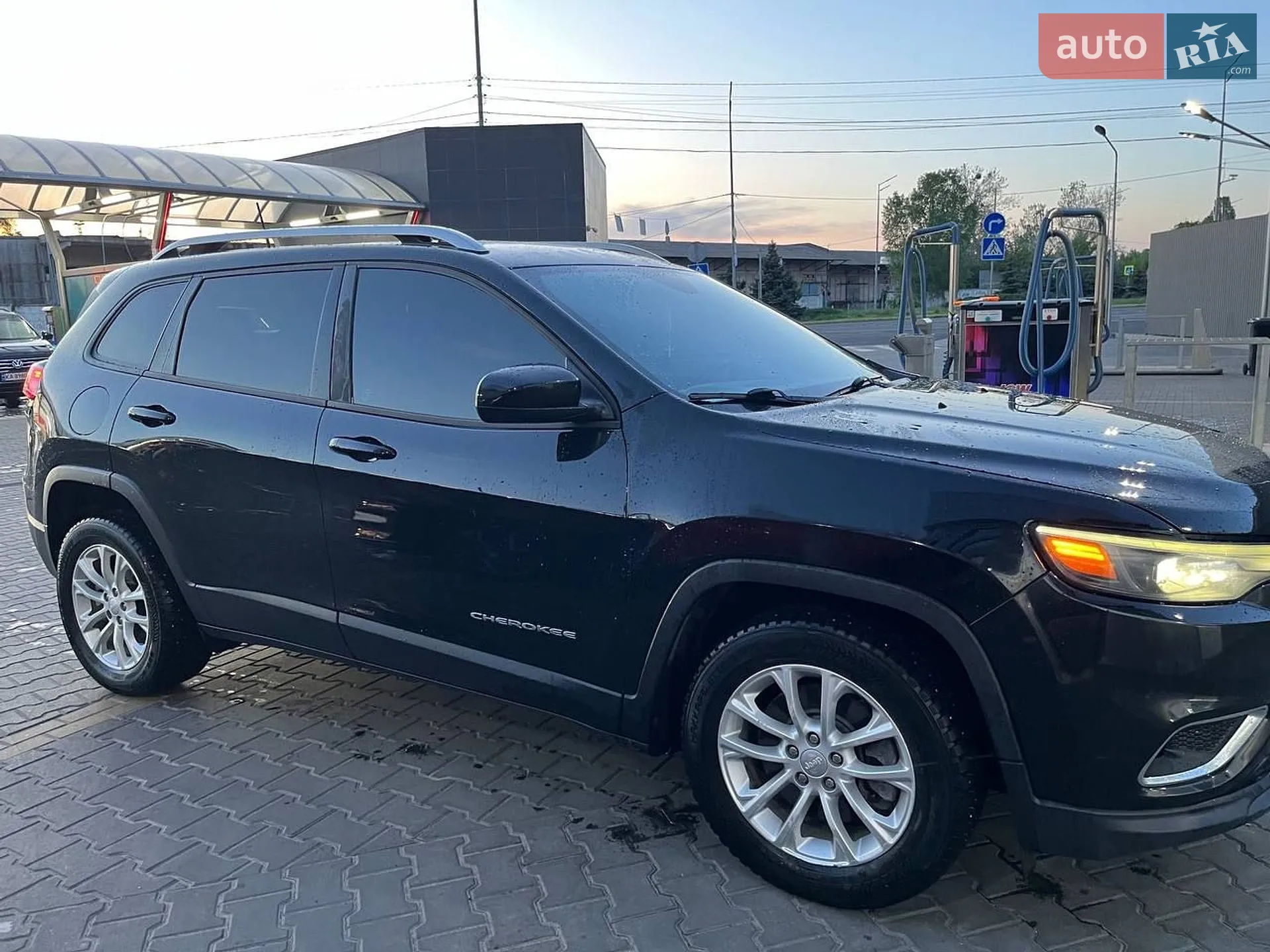 2019 Jeep Cherokee - мініатюра 8