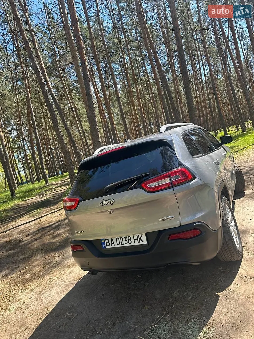 2015 Jeep Cherokee - мініатюра 4