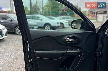 Внедорожник / Кроссовер Jeep Cherokee 2015 в Виннице фото 8 Внедорожник / Кроссовер Jeep Cherokee 2015 в Виннице
