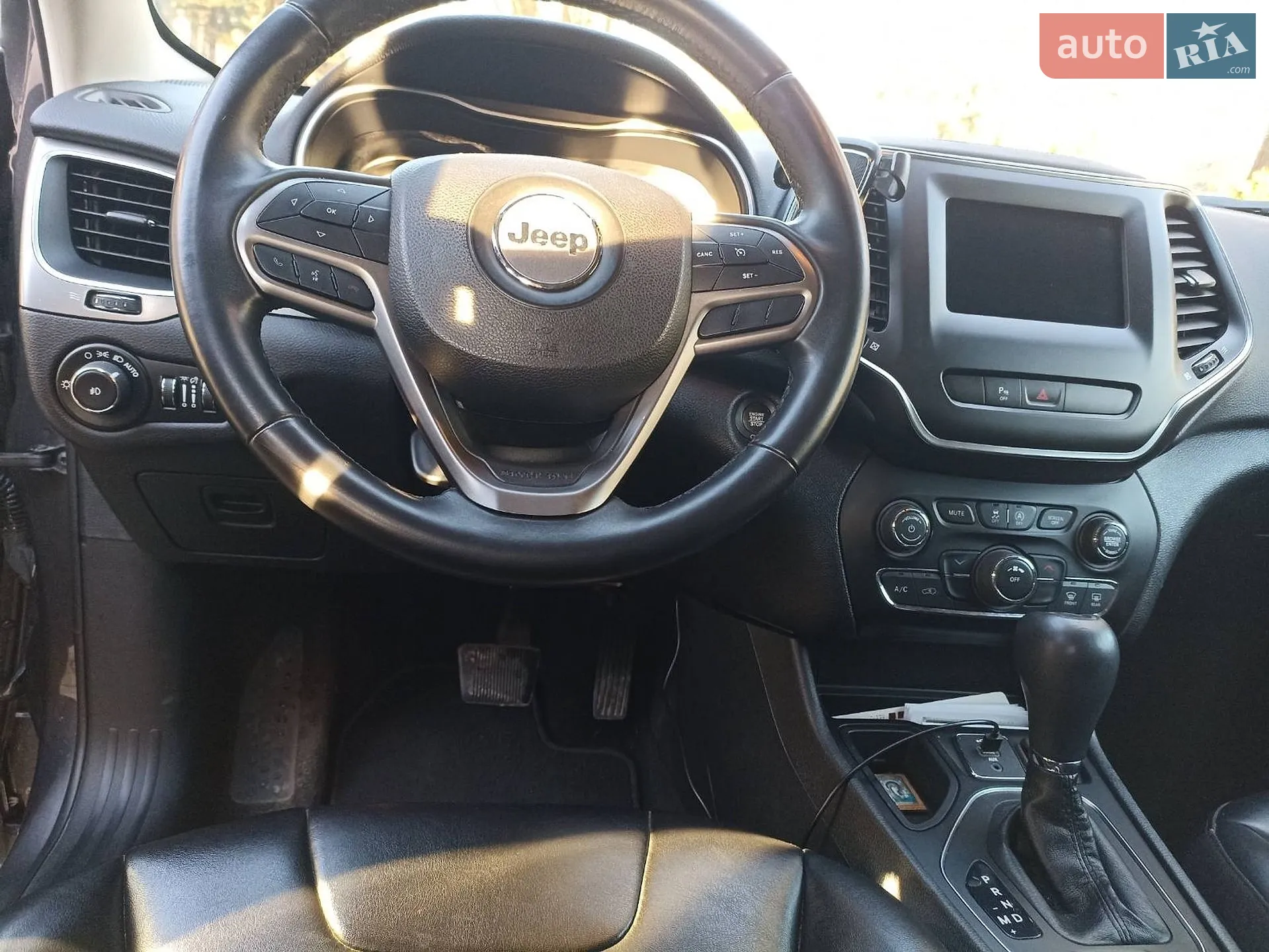 2019 Jeep Cherokee - мініатюра 5