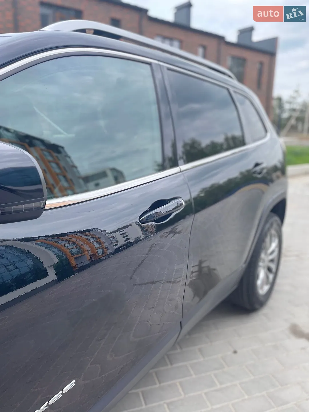 2018 Jeep Cherokee - мініатюра 8