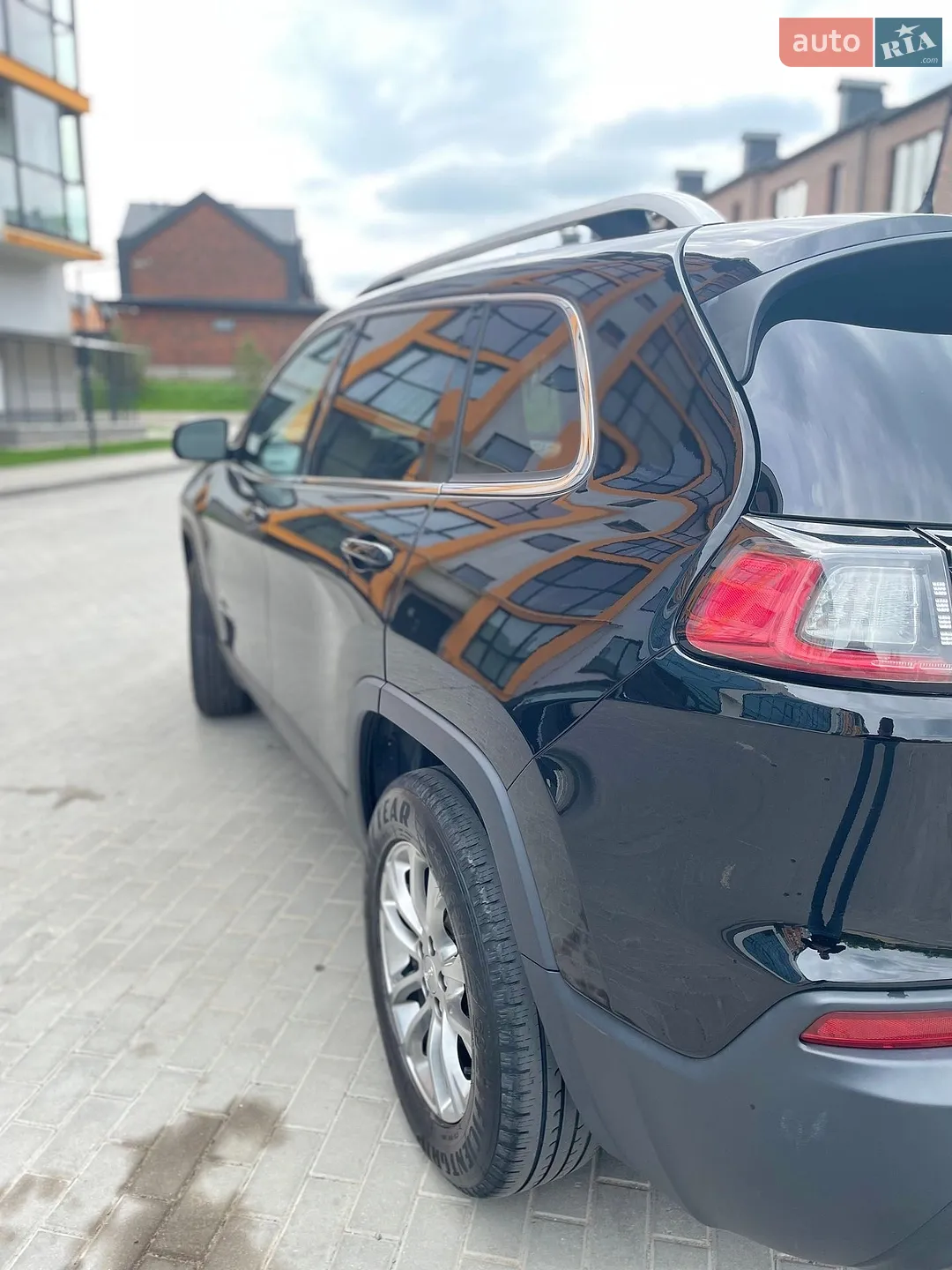 2018 Jeep Cherokee - мініатюра 14