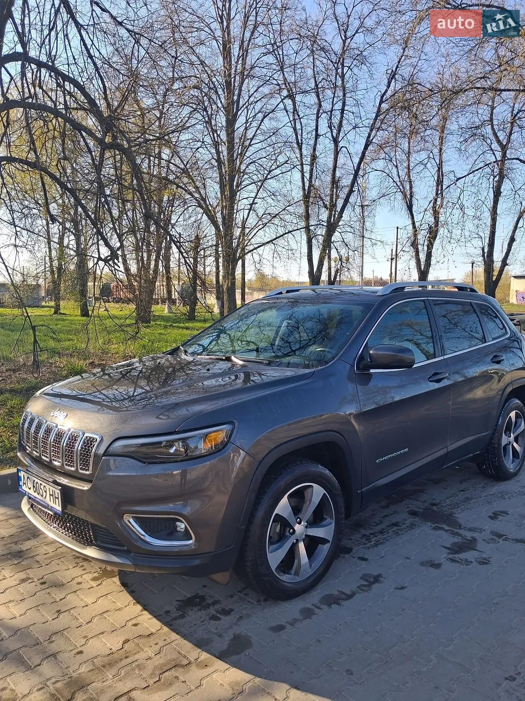2019 Jeep Cherokee - мініатюра 5