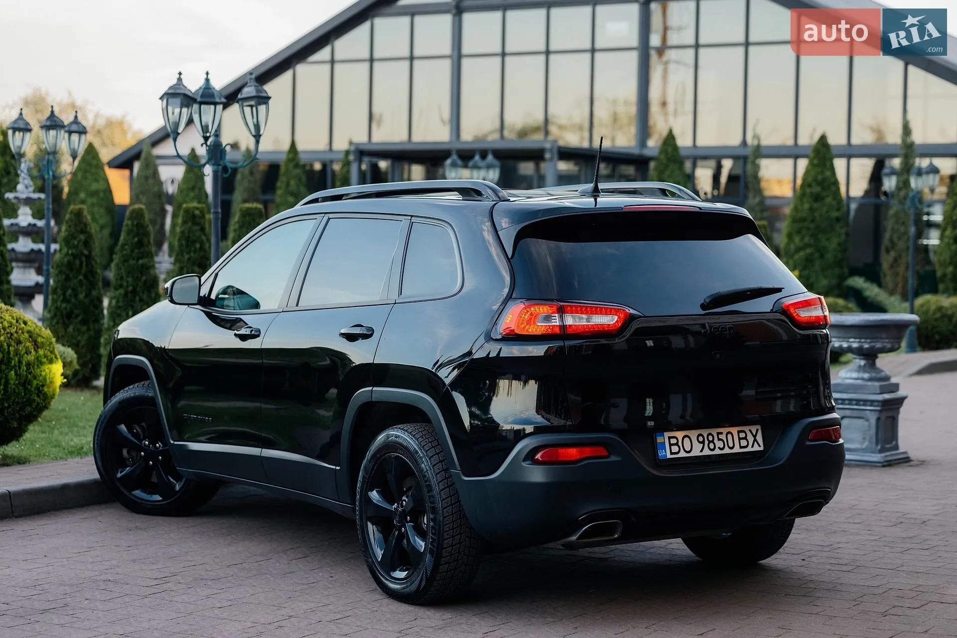 2016 Jeep Cherokee - мініатюра 22
