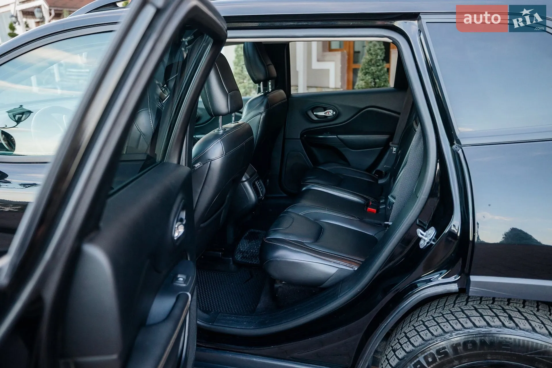 2016 Jeep Cherokee - мініатюра 45
