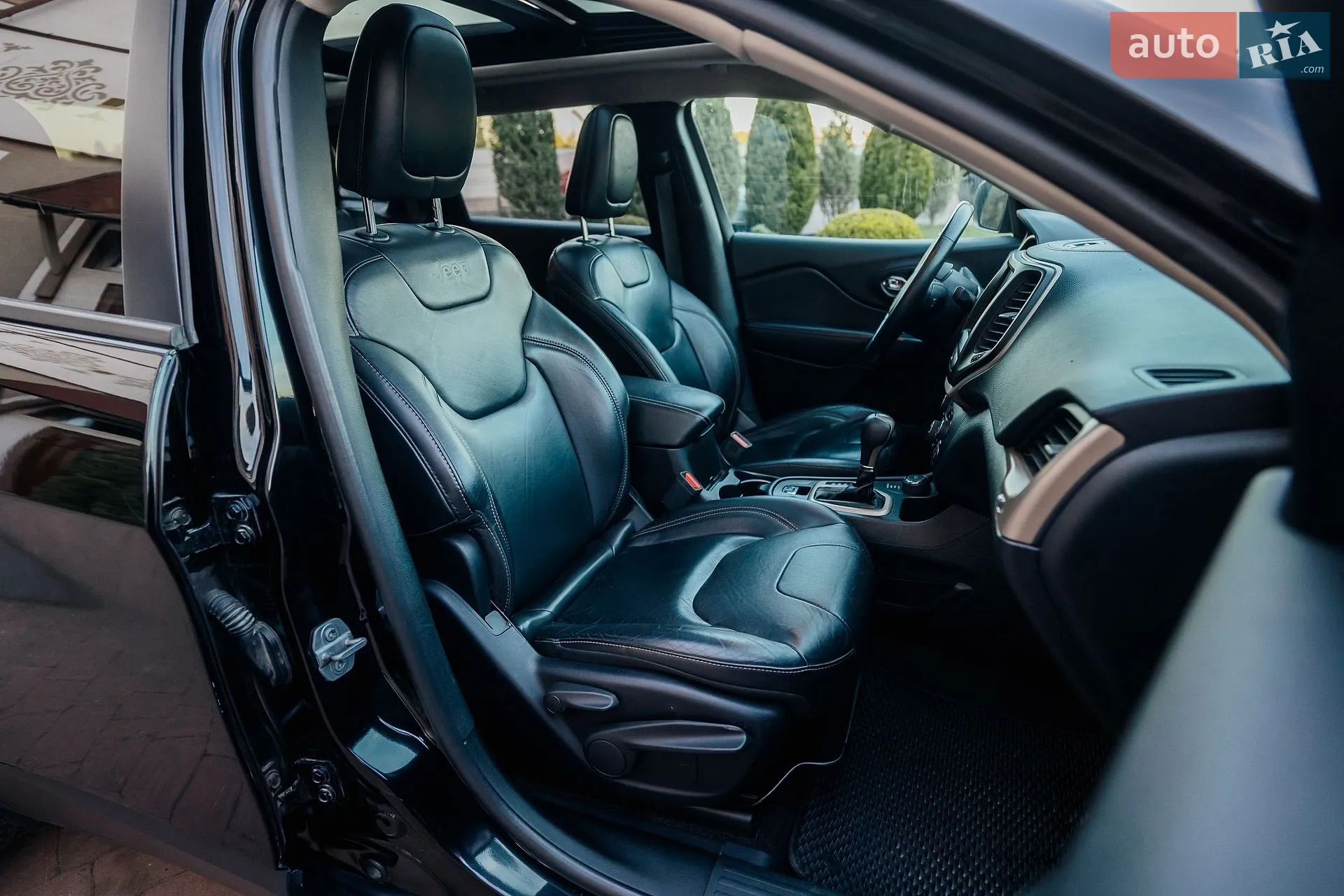 2016 Jeep Cherokee - мініатюра 54