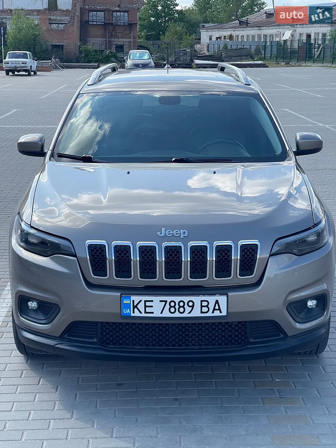 2018 Jeep Cherokee - мініатюра 3