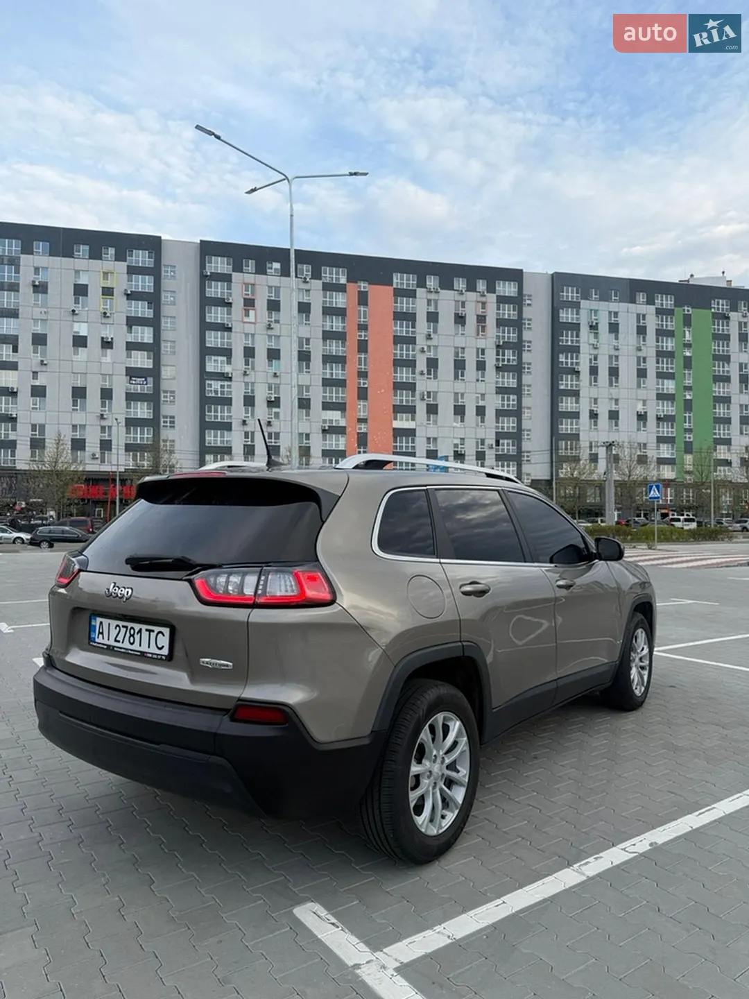 2018 Jeep Cherokee - мініатюра 10