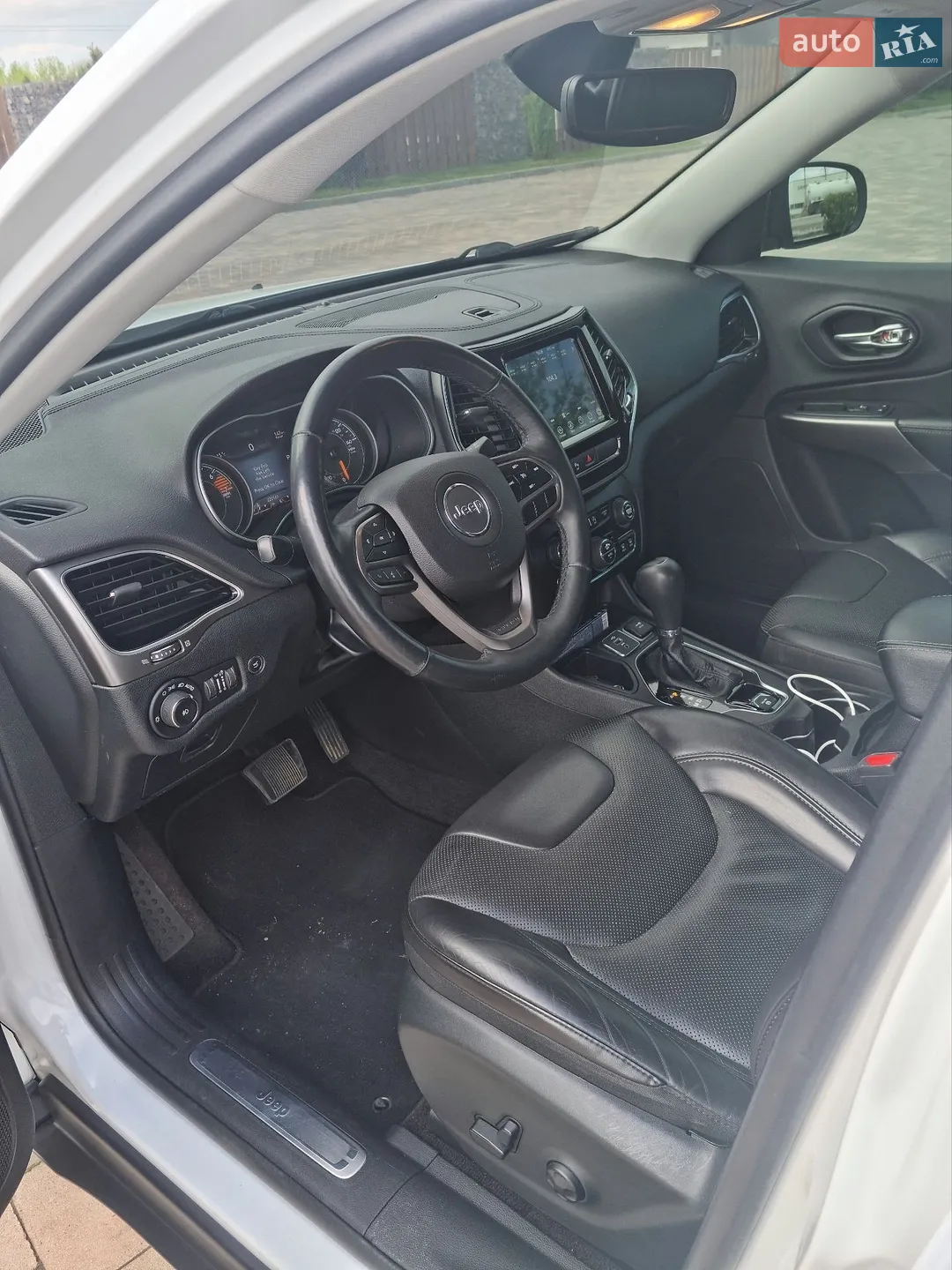 2018 Jeep Cherokee - мініатюра 20