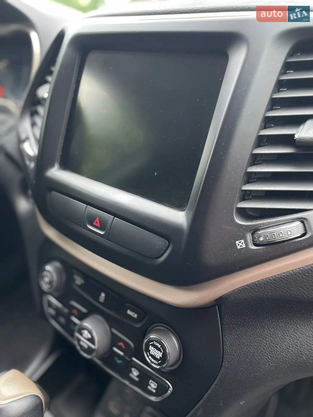 2016 Jeep Cherokee - мініатюра 22
