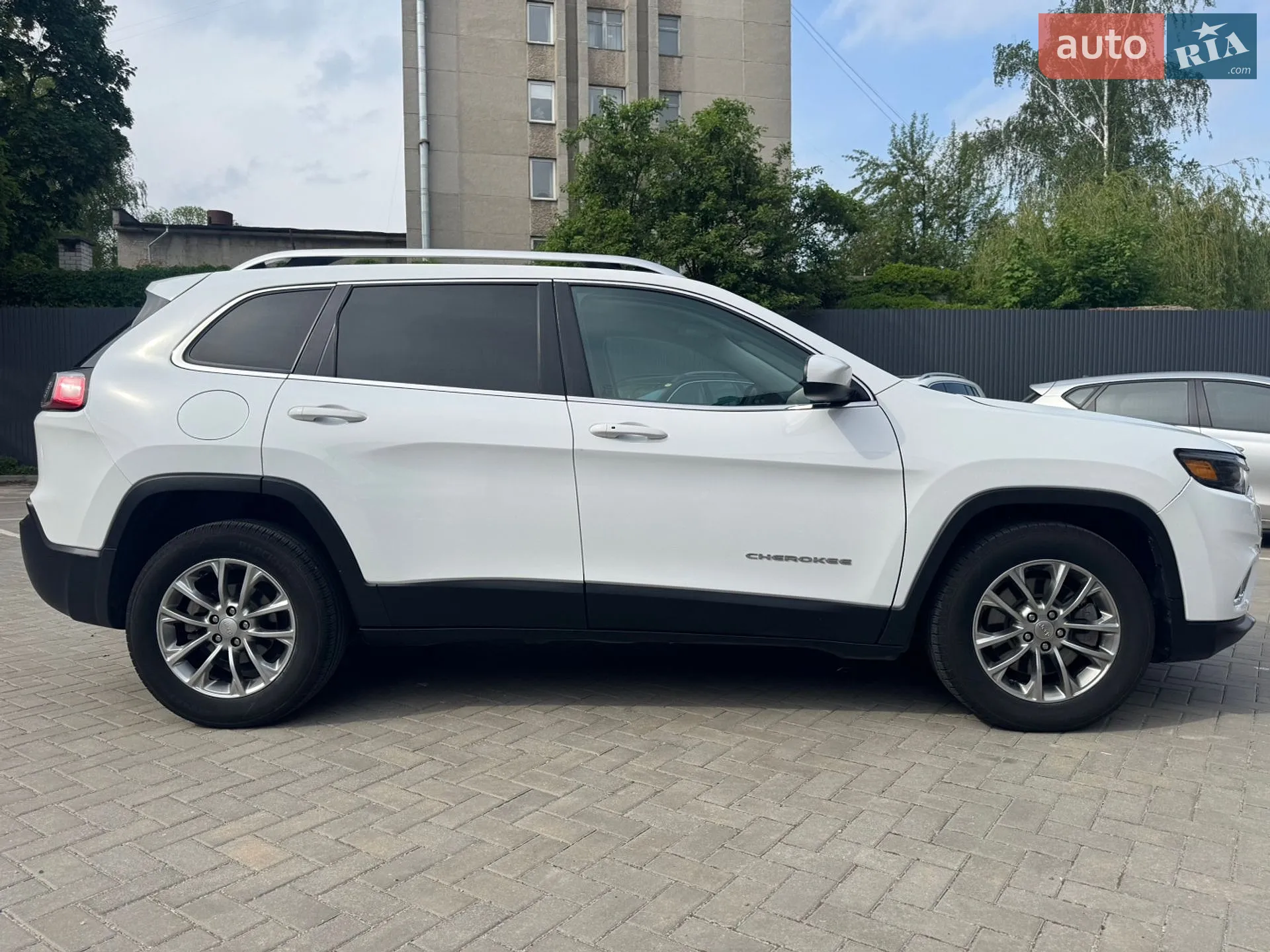2018 Jeep Cherokee - мініатюра 5