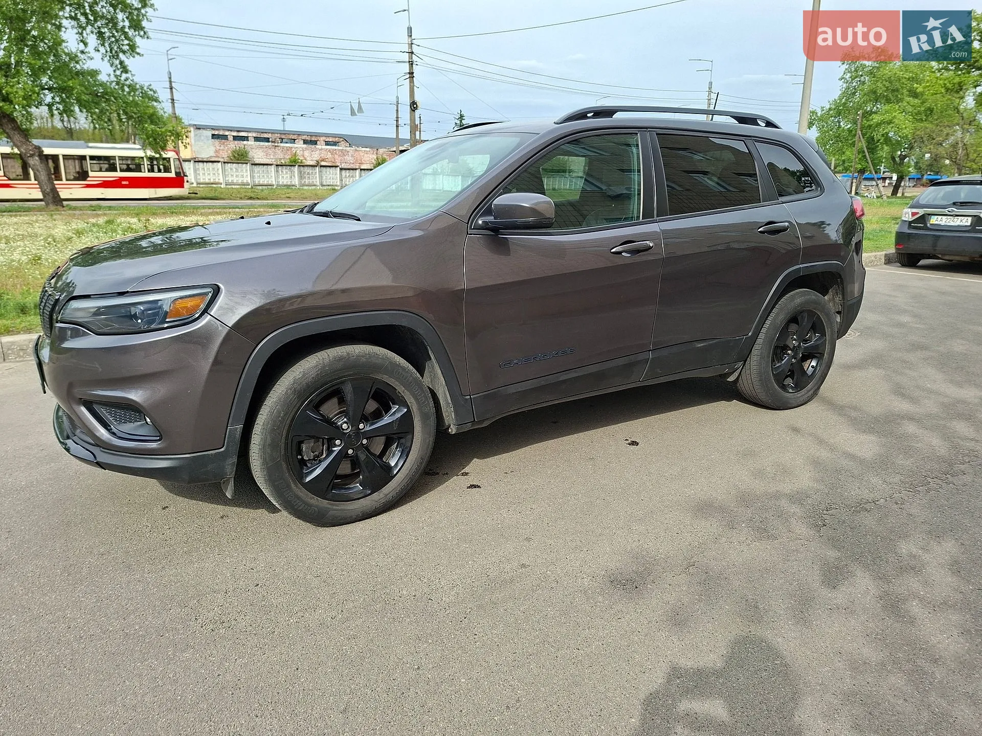 2020 Jeep Cherokee - мініатюра 2