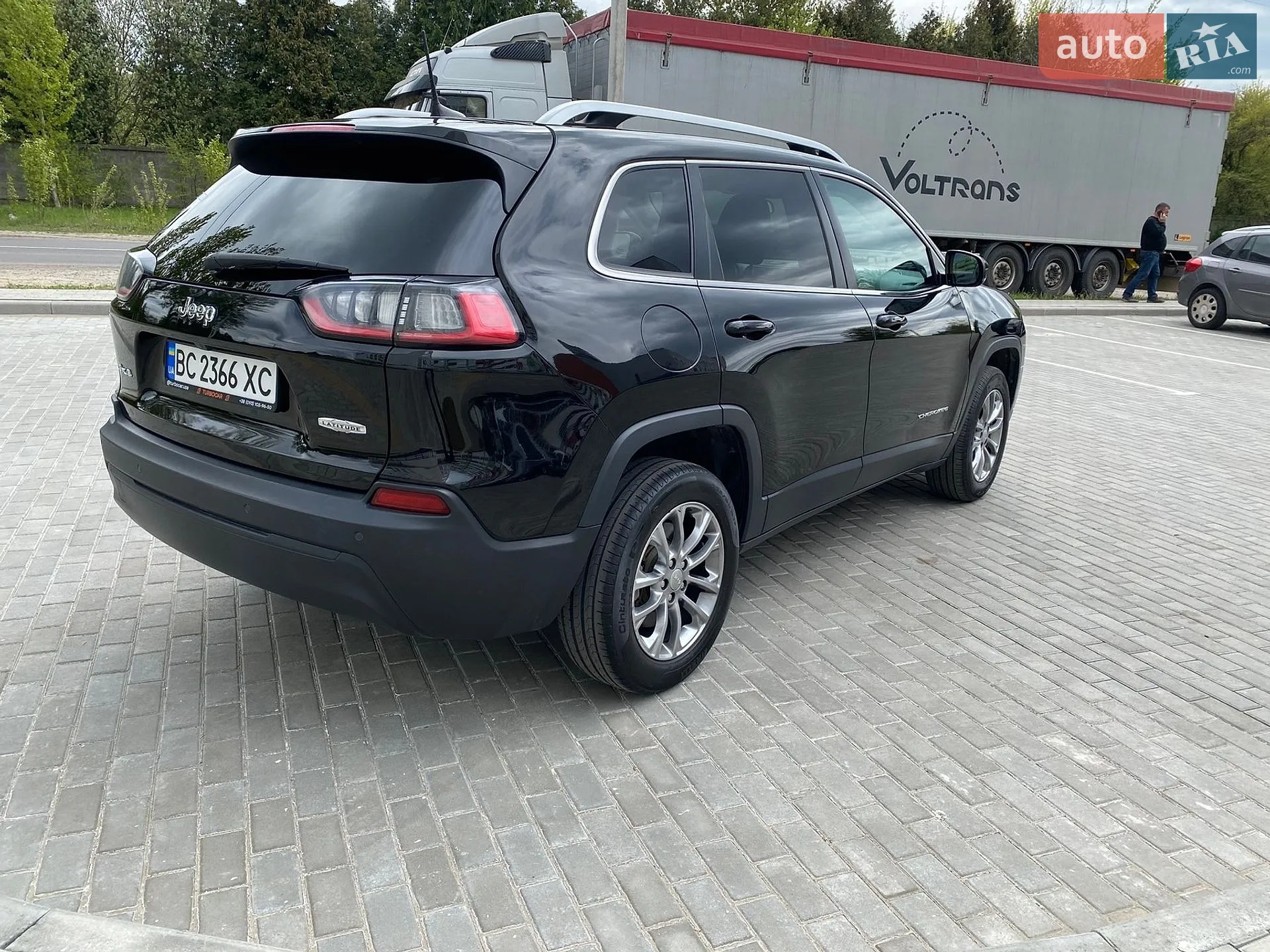 2019 Jeep Cherokee - мініатюра 16