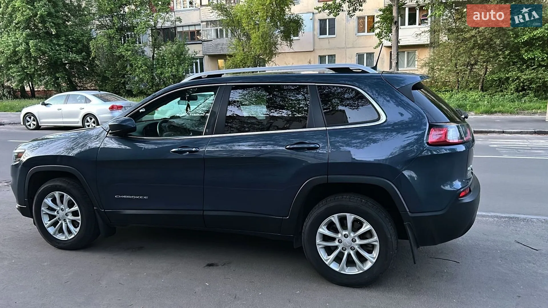 2018 Jeep Cherokee - мініатюра 3