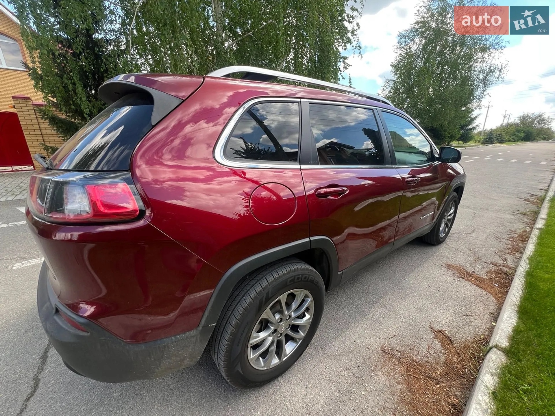 2020 Jeep Cherokee - мініатюра 6