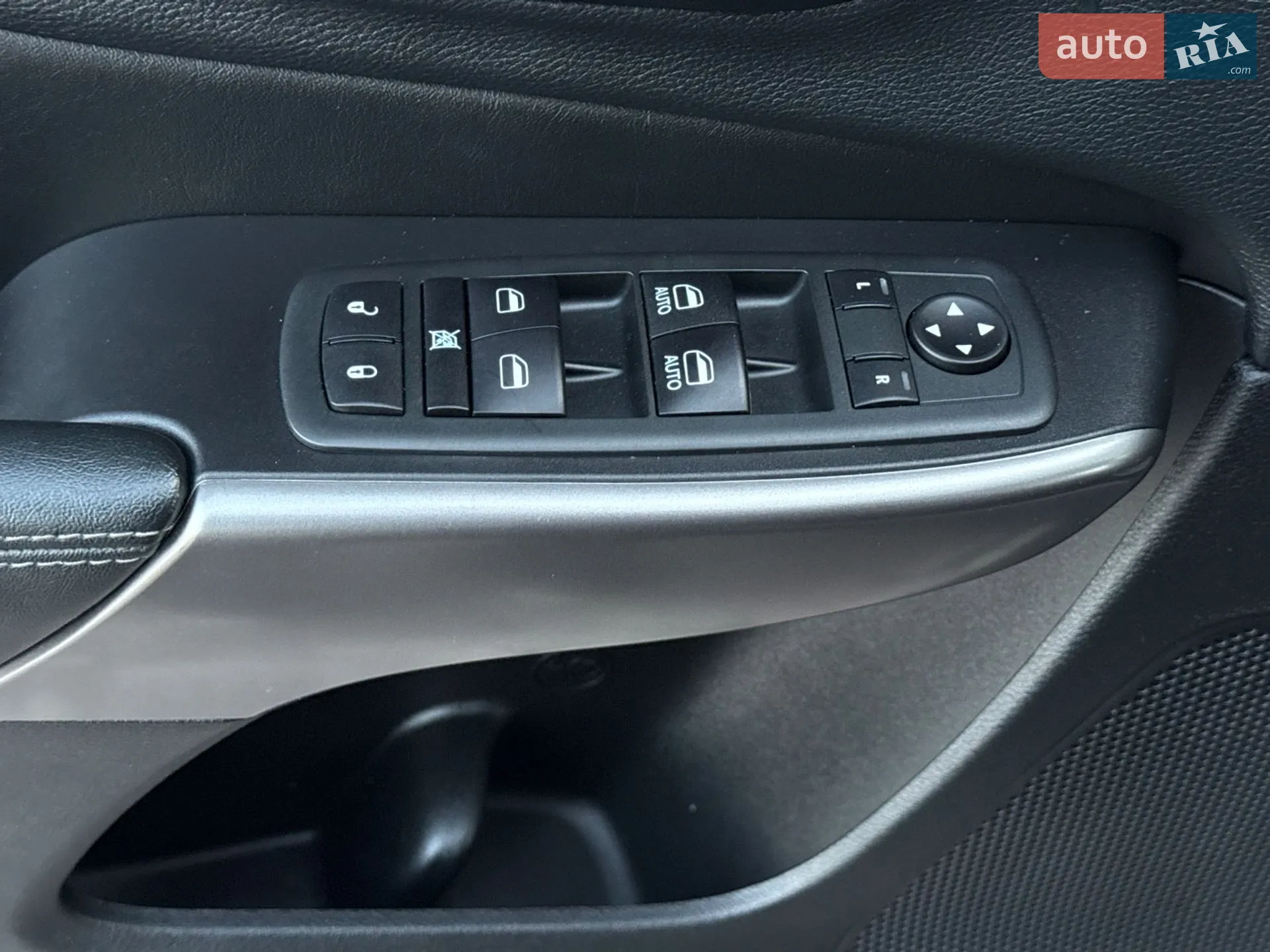2021 Jeep Cherokee - мініатюра 18