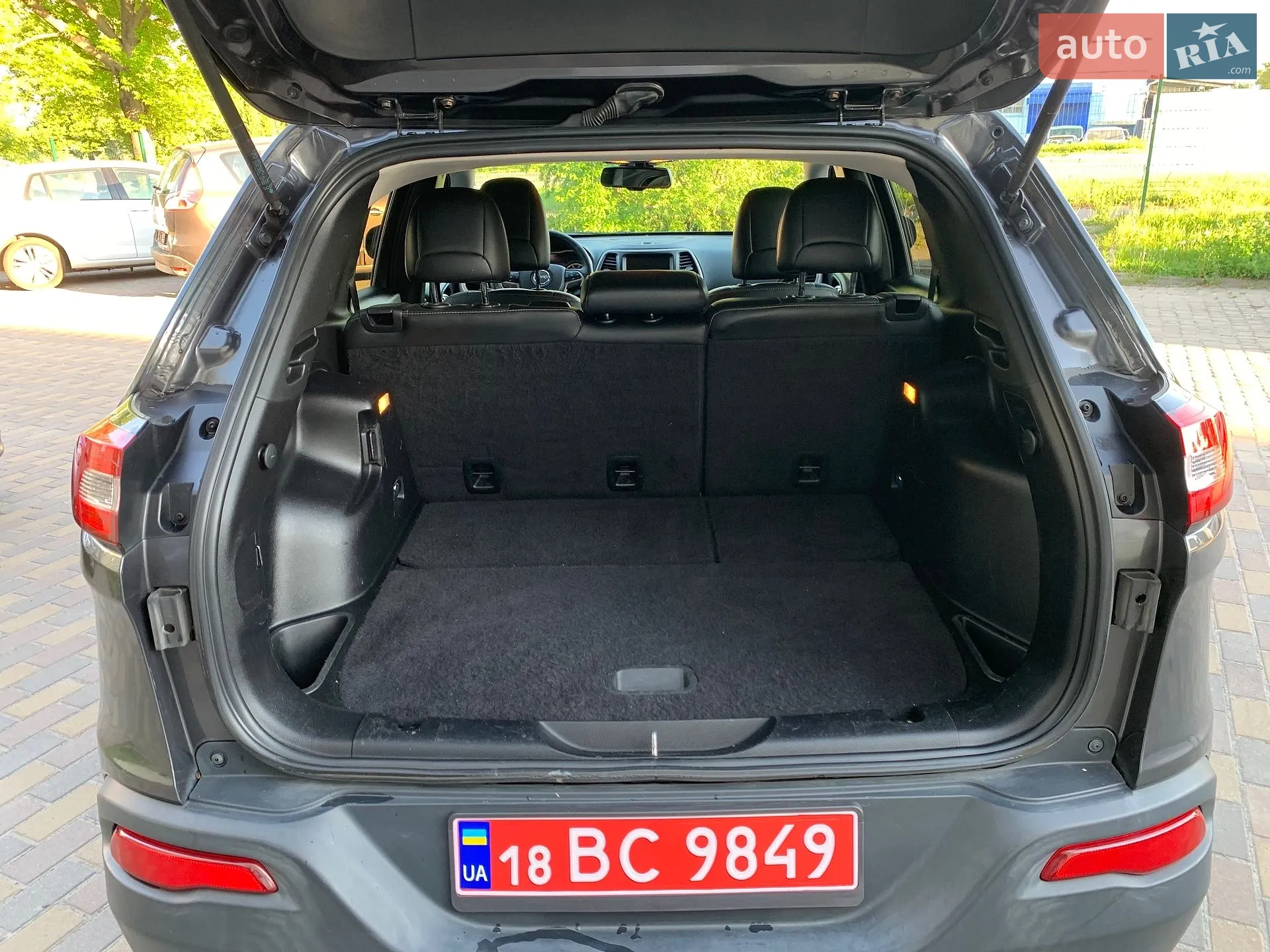 2015 Jeep Cherokee - мініатюра 31