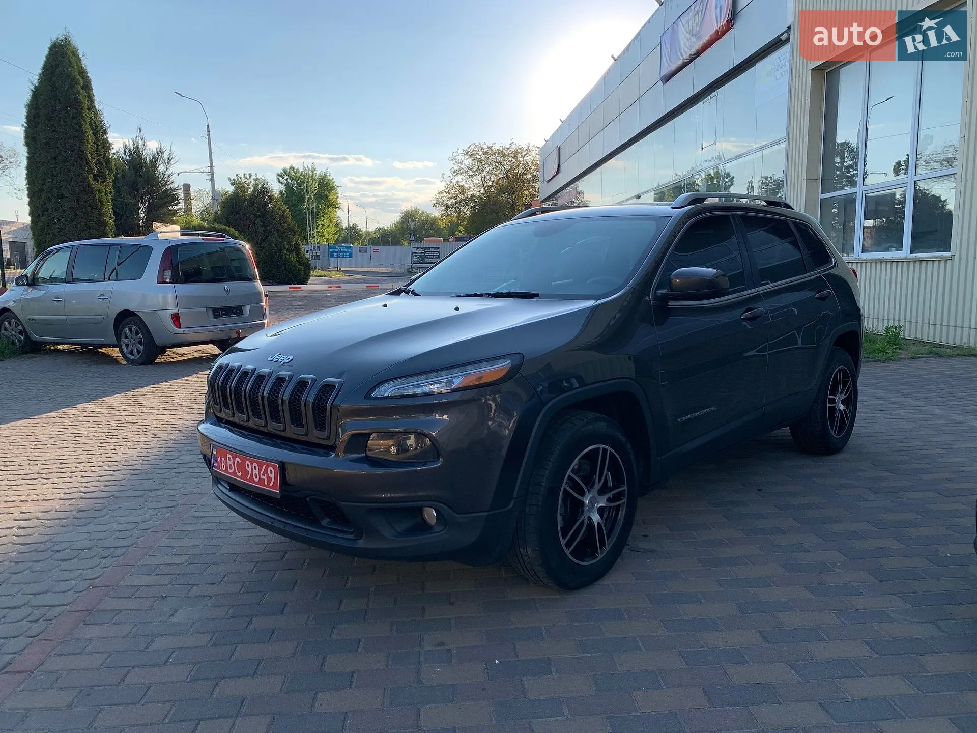 2015 Jeep Cherokee - мініатюра 20