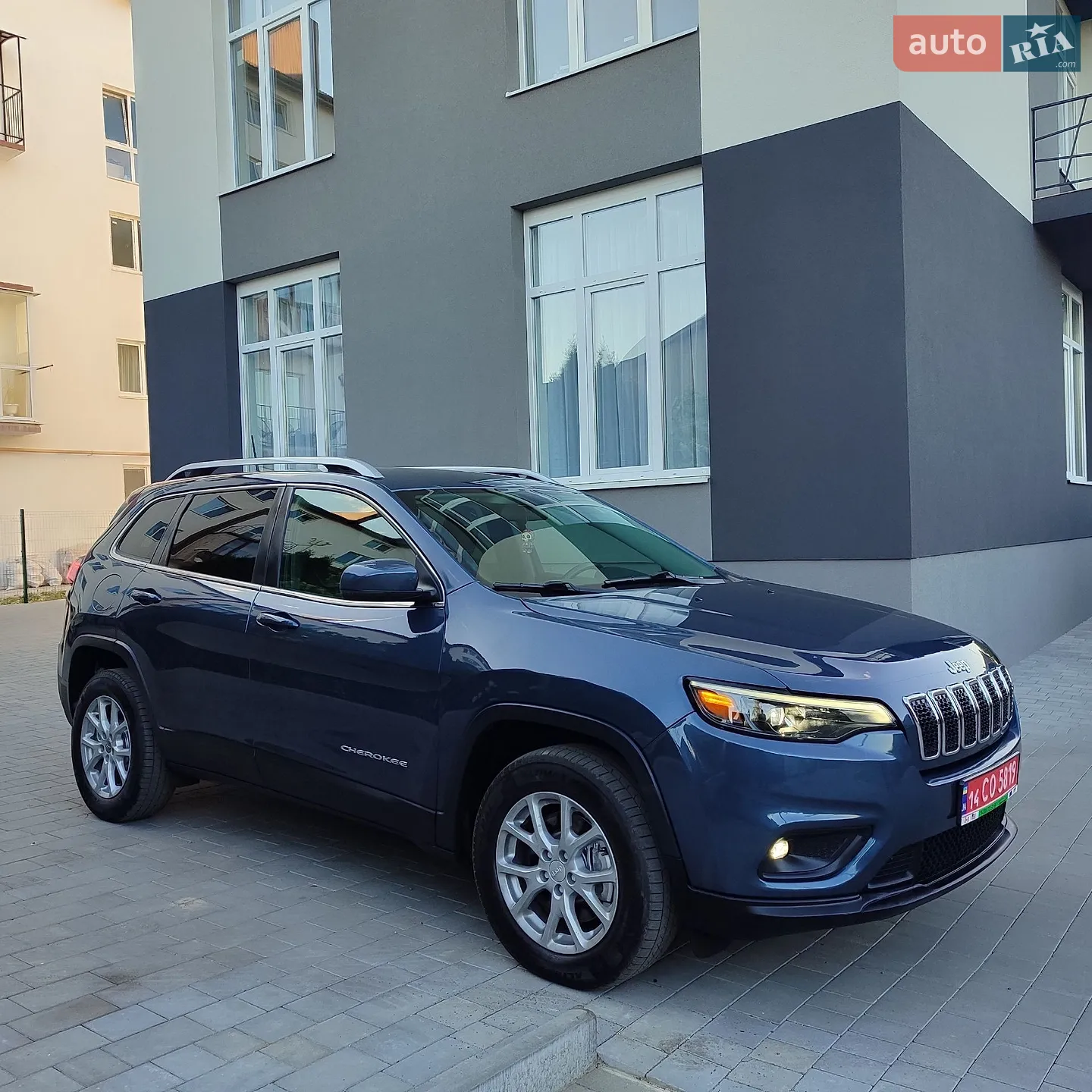 2019 Jeep Cherokee - мініатюра 6